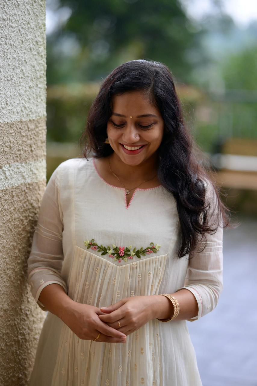 Mulmul, thread embroidery on yoke