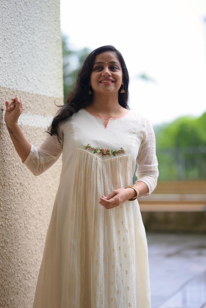 Mulmul, thread embroidery on yoke